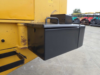 Radlader Komatsu WA 500-3 mit Waage