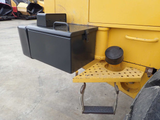 Radlader Komatsu WA 500-3 mit Waage