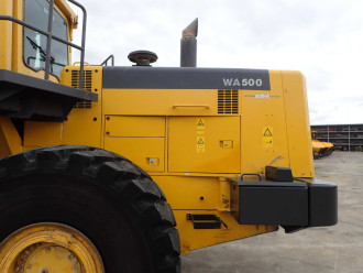 Radlader Komatsu WA 500-3 mit Waage