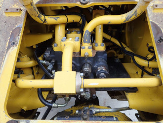 Radlader Komatsu WA 500-3 mit Waage