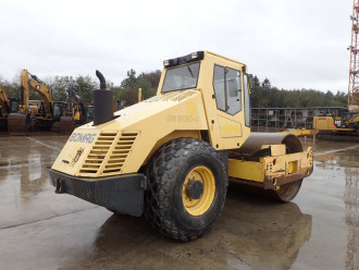 Bomag BW 213 D-3 Walzenzug