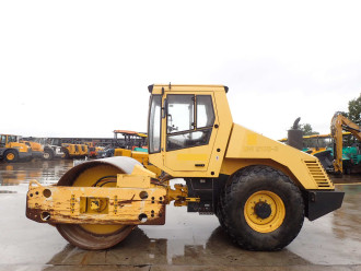 Bomag BW 213 D-3 Walzenzug
