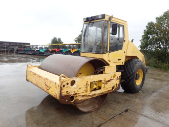 Bomag BW 213 D-3 Walzenzug