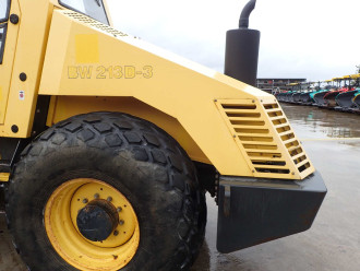 Bomag BW 213 D-3 Walzenzug
