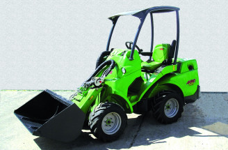 Mini ładowarka kołowa Avant 528