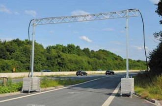 Straßenüberführung Kabelbrücke Breite 7,5 m 