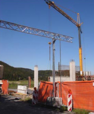 Straßenüberführung Kabelbrücke Breite 7,5 m