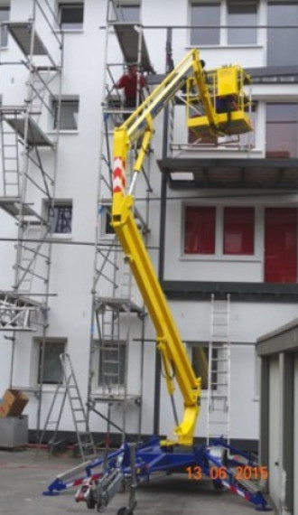 Anhängerbühne Bison GK 12