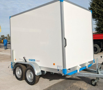 Barthau Kofferanhänger Ges.-Gew. 2700 kg Wesel