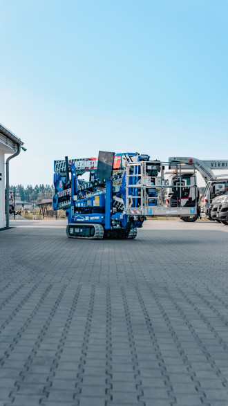 Octoplus 21 Gelekteleskoparbeitsbühne auf Ketten Wetzlar
