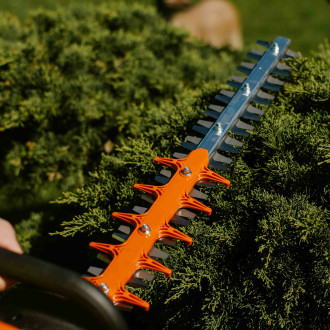 Stihl HS 82R Benzin-Heckenschere