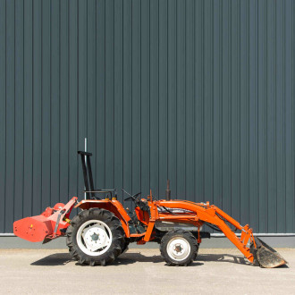 Kubota L2402 Kleintraktor Allrad mit Frontlader