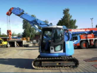 Żuraw gąsienicowy MAEDA LC 785 