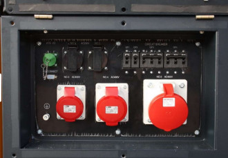 Stromerzeuger Anhänger 31 kVA
