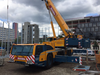 Żuraw samojezdny Terex AC 250 