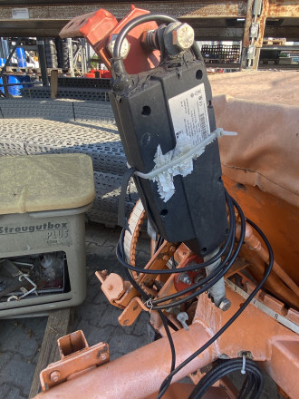 Rauch Salzstreuer SU 352 Anhäger
