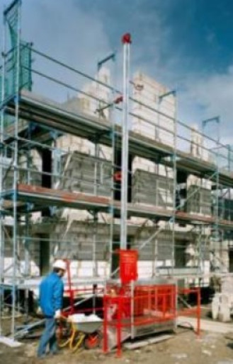 Bauaufzug senkrecht bis 6 m max. 200 Kg 