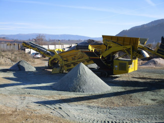 Keestrack C8 - 2-Deck Spannwellen-Spezialsieb auf Raupe, 42-44To 