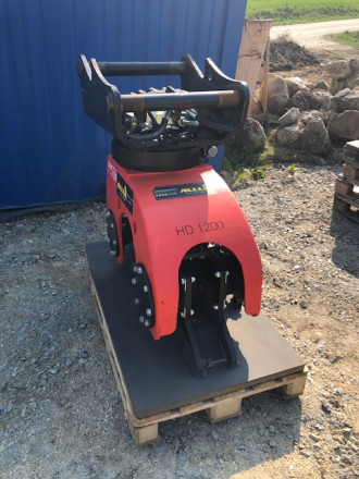 Anbauverdichter UAM HD 1200 für Bagger 15-30 To Passau
