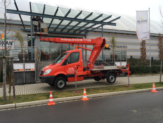 Platforma robocza montowana na ciężarówce TBR 200, 3,5 t, wysokość robocza 20,10 m