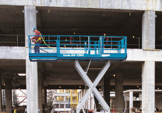 Scherenbühne 12 m Allrad 1134 kg Doppeldeck