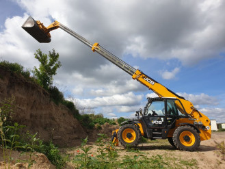 Teleskoplader JCB 535 