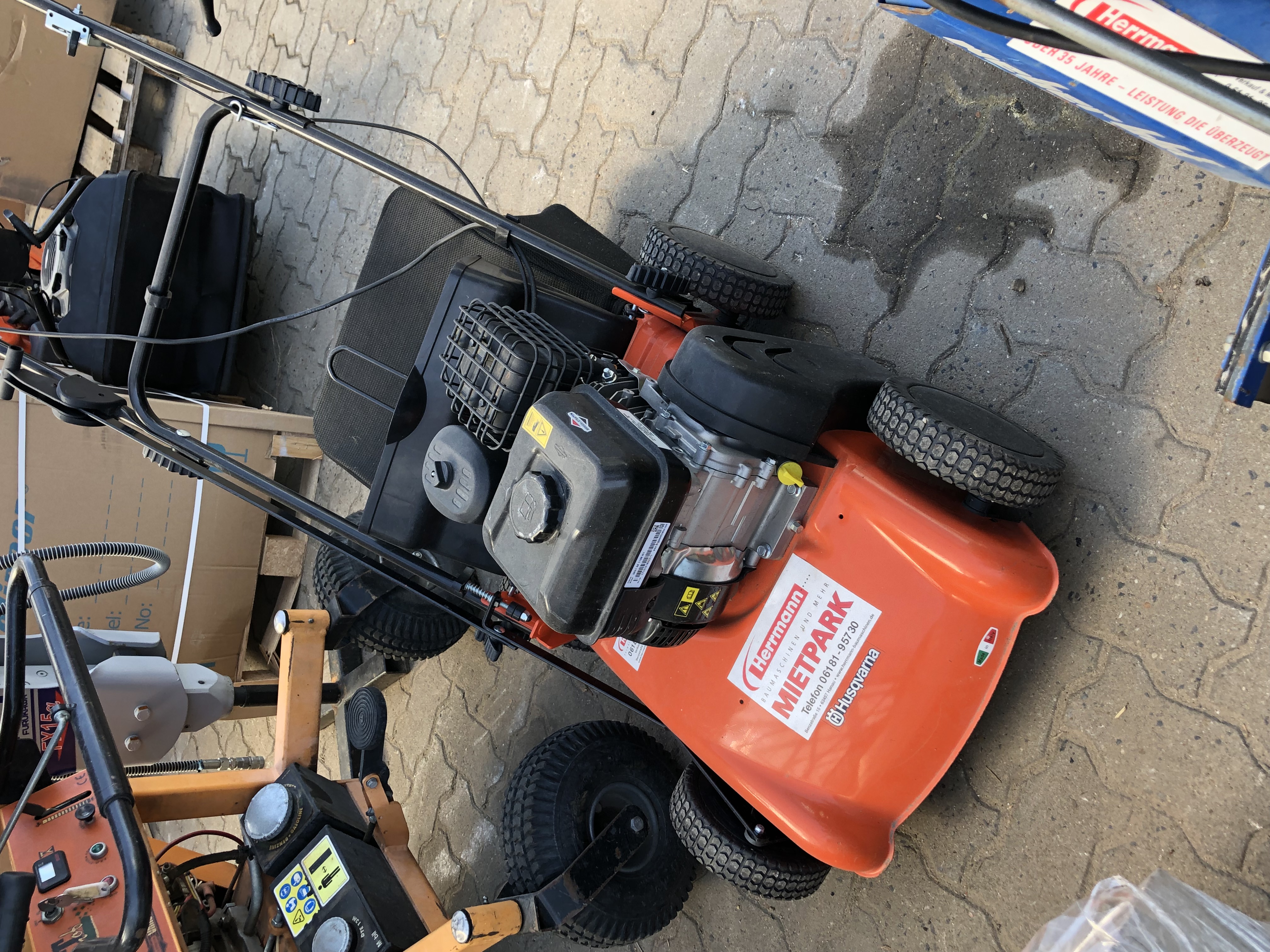 Vertikutierer Husqvarna S390B  mieten