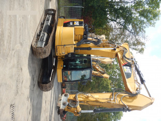 CAT 323 FL mit Schaufelseparator Lemgo