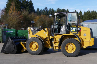 CAT 918M