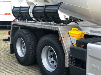 Betonmischer LKW MAN TGS 32420 8X4 EuromixMTP EM 9 SL