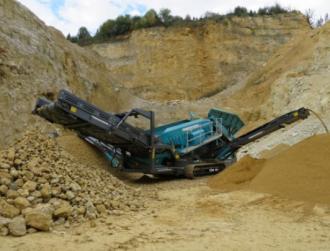 SCHWERLASTSIEBANLAGE Mobil​ - POWERSCREEN Titan 1800 