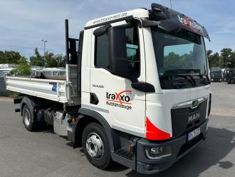 LKW Kipper MAN TGL 8.220 Dreiseitenkipper