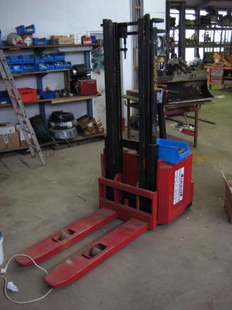 Hochhubwagen 2t. Hubkraft Ameise 