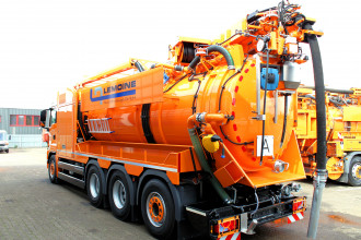 Saugfahrzeug mieten Wasserrückgewinner MAN 8x4-4 Müller 14,5m³ EWA 