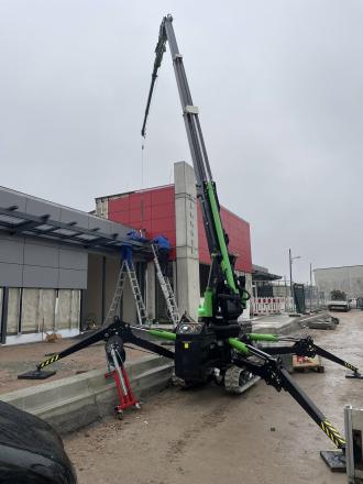 Minikran BG Lift M 250 / LI-ION Raupenkran