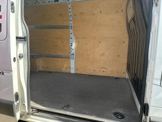 Transporter Kastenwagen Renault Master XXL, L3H2 mieten Autovermietung Würzburg