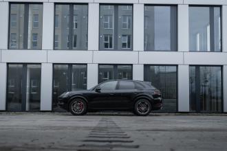 Porsche Cayenne S SUV