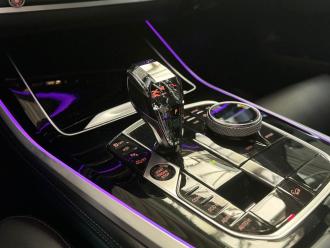 BMW X5 M50d mieten in Würzburg, Dettelbach, Kist, Marktheidenfeld bei Auge Autovermietung
