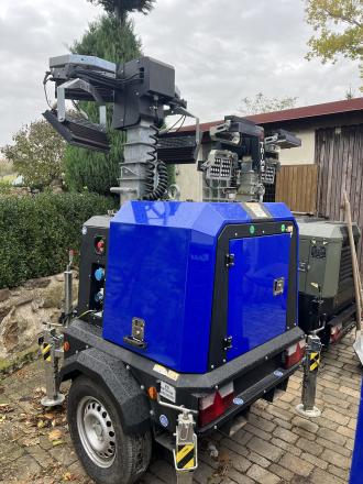 4x 320 W LED mobiler Lichtmast Generac