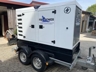 60 kVA Stromerzeuger SDMO auf Fahrgestell