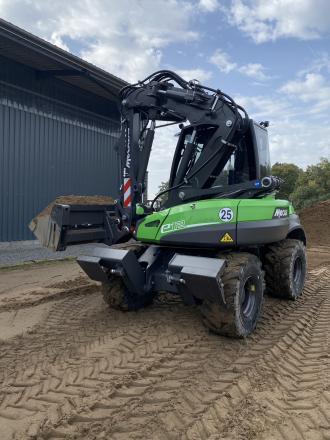 Mecalac Elektrobagger e12 mit Bioöl