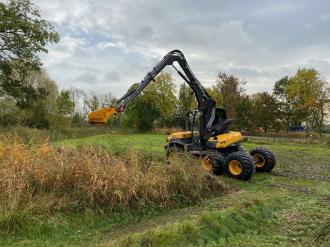 Universal Mobilbagger Mecalac 12MTX Greenjob 6x4 für Gewässerunterhaltung