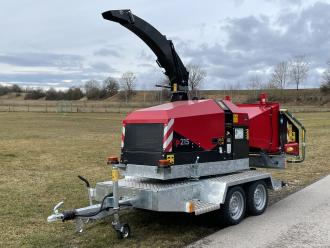 TP 215 Häcksler - Gewicht 2000kg - Aststärke 22cm Germering