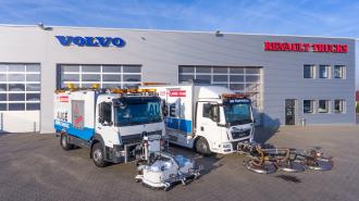 LKW Kehrsaugmaschine Mercedes Wassertankvolumen: 5000 Liter Ölspurmaster K4