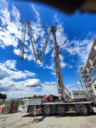 Mobilbaukran Spierings SK 597-AT4 mit einer max. Hublast bis zu 7,0 Tonnen 