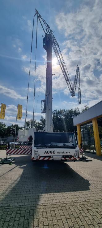 Mobilbaukran Spierings SK 597-AT4 mit einer max. Hublast bis zu 7,0 Tonnen