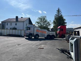 Abschleppdienst in Würzburg und Umgebung - wir haben das richtige Fahrzeug in unserem Fuhrpark und die passende Ausrüstung
