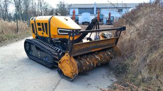 fungesteuerte Raupe mit Forstmulcher, 50 PS Stollberg Erzgebirge