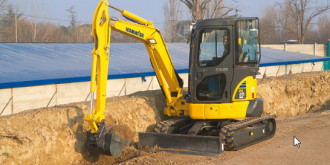 Komatsu PC 26 