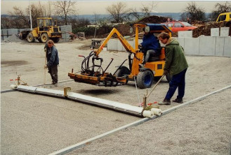 Abziehsystem Splitt, Mineralgemisch und Sand 
